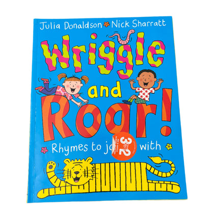 Wriggle_and_Roar_By_Julia_Donaldson.v1